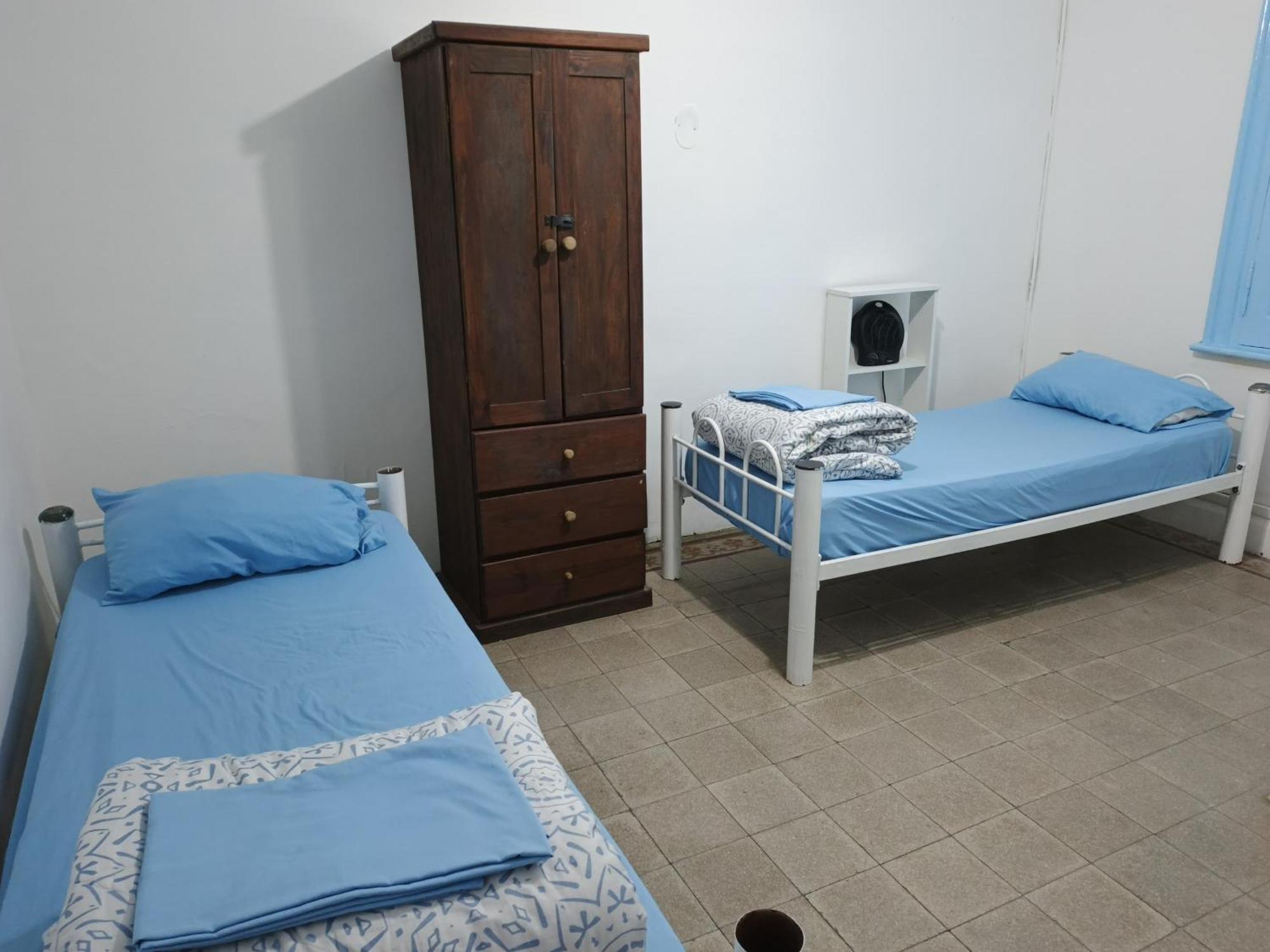 Hostal Downtown Morenas *